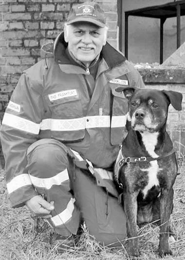 Herr Haller mit Hund